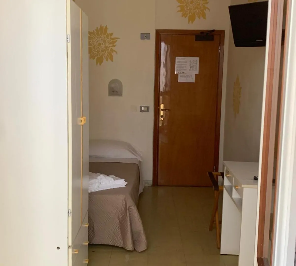 Smile Beach Hotel Nuova Gestione Riccione